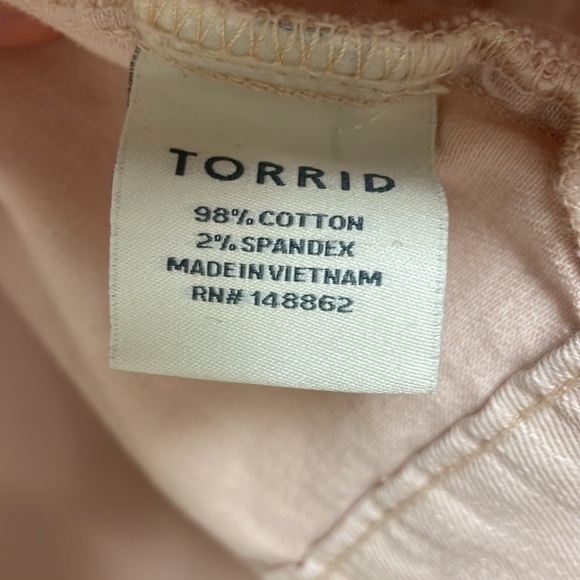 Torrid Light Pink Denim Jacket Size 3 - Picture 4 of 5